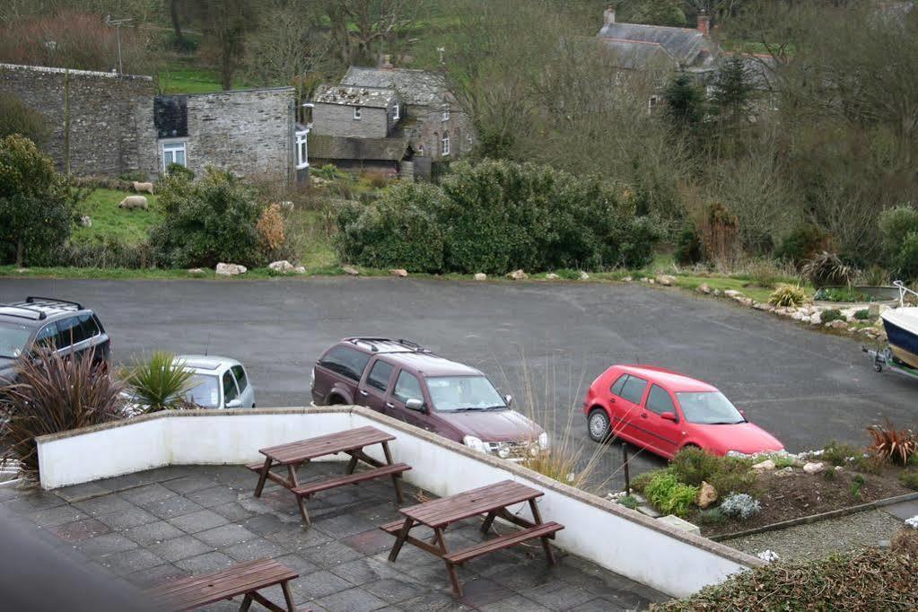 The Wootons Inn Tintagel Exteriör bild